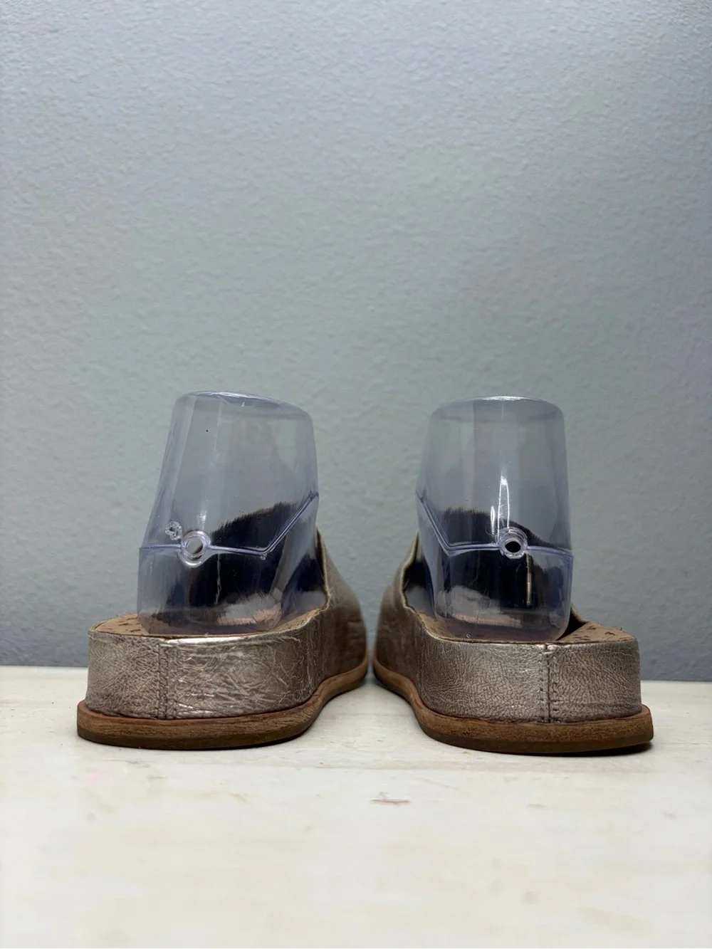 Kork-Ease Gold Mettalic Tutsi Slide Sandals Size 8